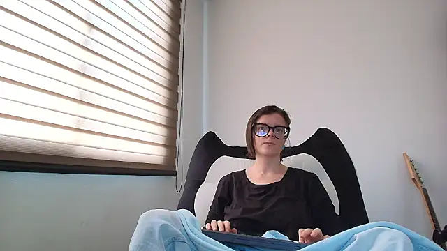 Arya starrk online show from February 9, 2026, 1:26 pm