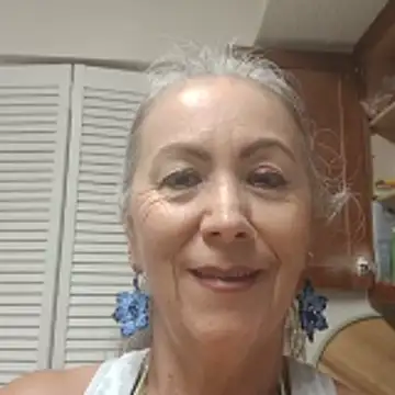 EvaRobinson online show from May 15, 2026, 5:42 pm