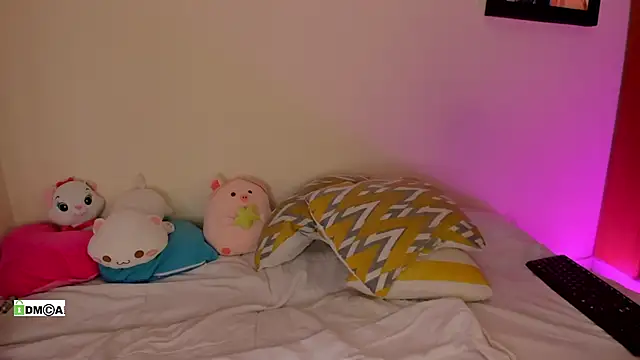 olivia  s online show from October 21, 2025, 4:46 am