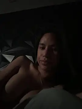 Snapshot of SweetNikita chatting on March 21, 2025, 12:28 pm SweetNikita online show from March 21, 2025, 12:28 pm