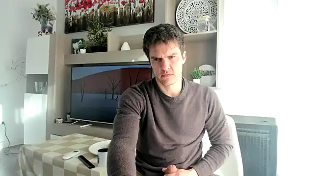 HeteroOli online show from February 4, 2025, 8:46 am