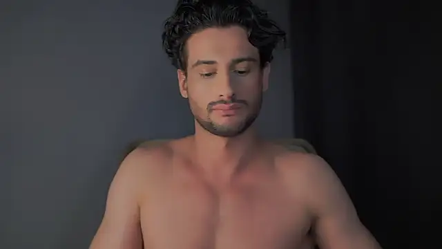 Keen   Luckystrike online show from December 12, 2024, 4:37 am