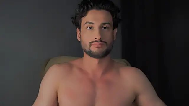 Keen   Luckystrike online show from December 19, 2024, 3:30 pm