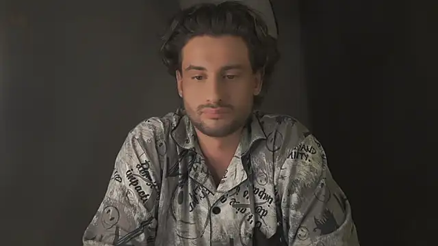 Keen   Luckystrike online show from March 17, 2025, 1:03 am