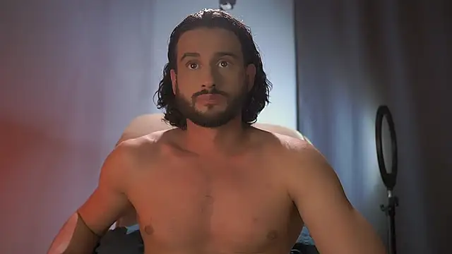 Keen   Luckystrike online show from October 7, 2025, 3:31 pm