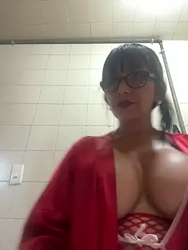 kelly dirty  online show from February 25, 2025, 11:44 pm