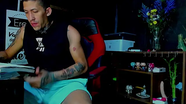 yeckodream online show from April 20, 2026, 3:42 am