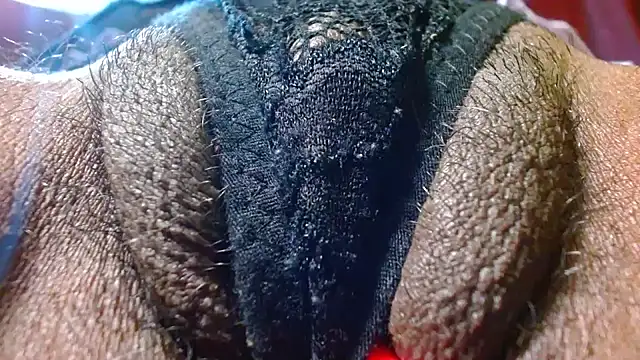 bethanywilson 23 online show from February 13, 2026, 12:12 pm