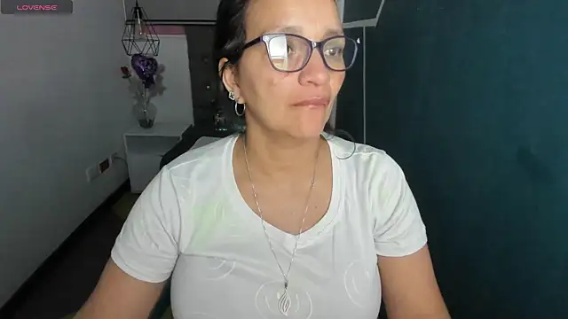 MarilynMiilf  online show from December 20, 2024, 8:06 am