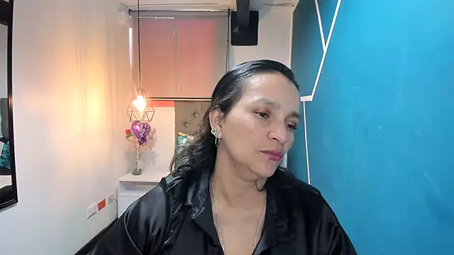 MarilynMiilf  online show from December 23, 2024, 7:41 pm