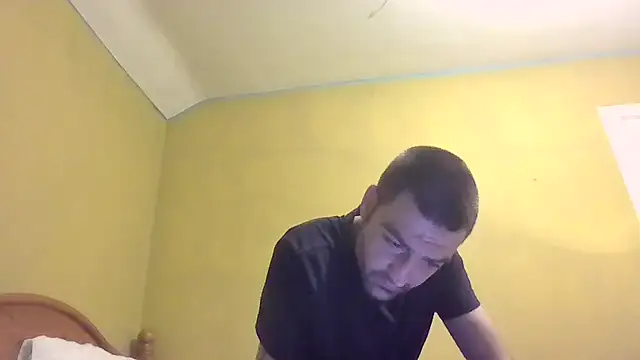 ThatGuyNextDoor1992 online show from March 7, 2025, 10:10 pm