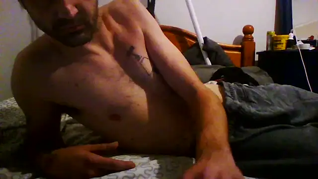 ThatGuyNextDoor1992 online show from November 3, 2025, 4:47 am