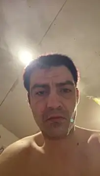 ThatGuyNextDoor1992 online show from February 27, 2026, 7:08 am