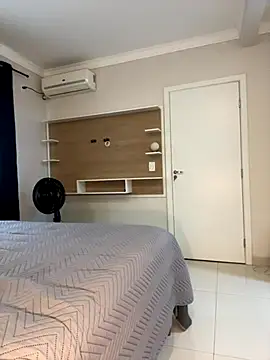 AliceStone19 online show from September 26, 2025, 5:28 pm