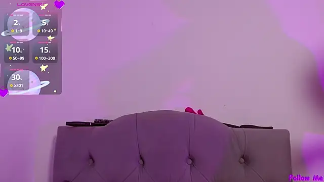 Snapshot of Red-moon1 chatting on December 21, 2024, 8:32 pm Red-moon1 online show from December 21, 2024, 8:32 pm