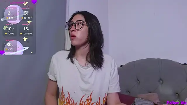 Snapshot of Red-moon1 chatting on October 3, 2025, 3:03 am Red-moon1 online show from October 3, 2025, 3:03 am