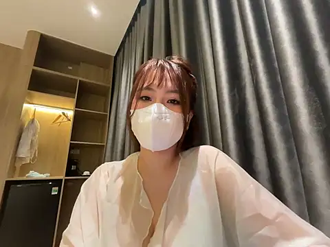 Snapshot of Onee-Chew chatting on June 7, 2026, 4:11 pm Onee-Chew online show from June 7, 2026, 4:11 pm