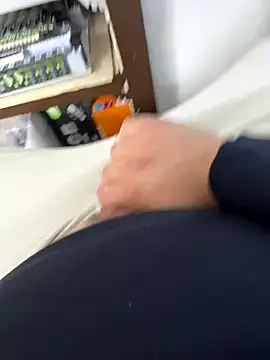 buri232 online show from September 13, 2025, 8:47 am