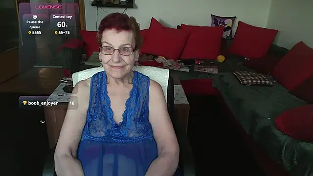 HeisseomaOriginal online show from January 19, 2026, 8:18 am