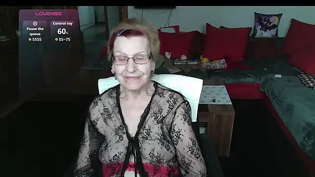 HeisseomaOriginal online show from March 25, 2026, 8:20 am