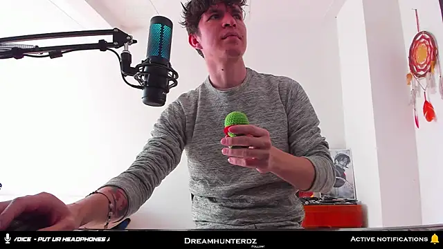 Headhunterdz online show from November 28, 2025, 8:44 pm