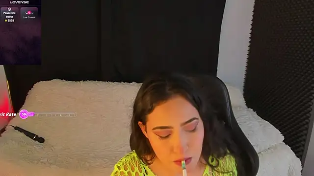 rosario215B online show from November 29, 2025, 4:26 am