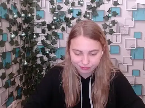 klerkarina online show from December 5, 2024, 9:39 am