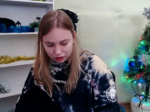 klerkarina online show from December 9, 2024, 5:40 am