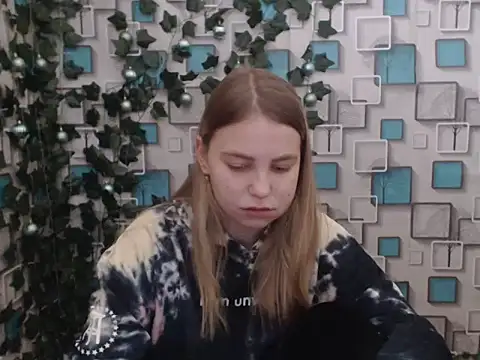 klerkarina online show from December 23, 2024, 6:22 am