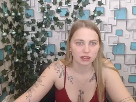 klerkarina online show from January 5, 2025, 9:05 am