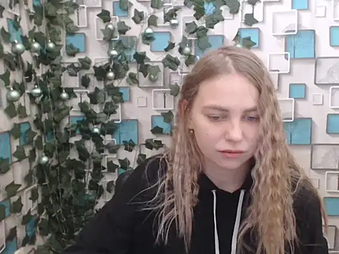 klerkarina online show from January 11, 2025, 5:41 am