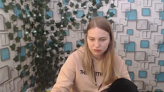 klerkarina online show from January 18, 2025, 6:24 am