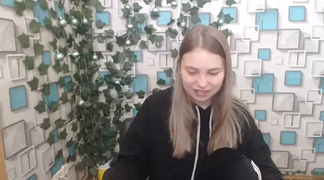 klerkarina online show from February 6, 2025, 6:29 am