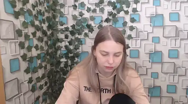 klerkarina online show from March 2, 2025, 5:54 am