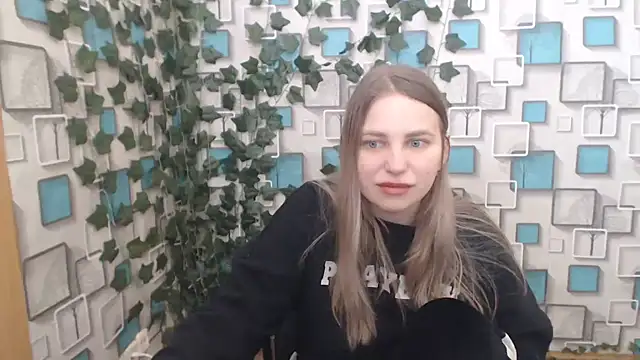 klerkarina online show from March 3, 2025, 6:04 am