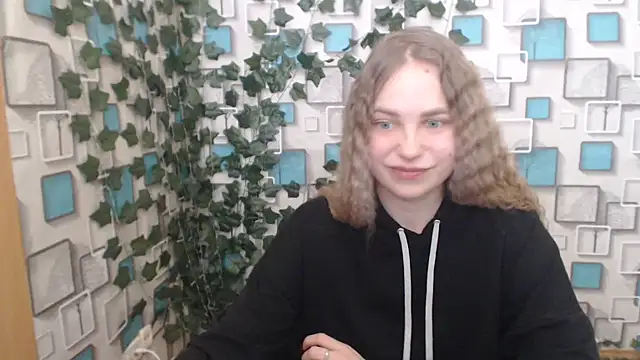 klerkarina online show from March 6, 2025, 8:52 am