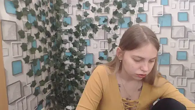 klerkarina online show from March 20, 2025, 5:46 am
