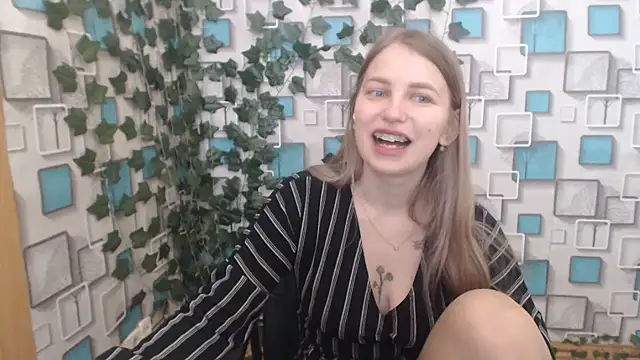 klerkarina online show from March 23, 2025, 6:16 am