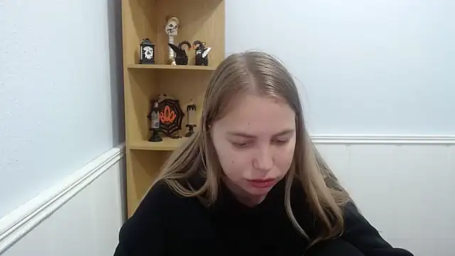 klerkarina online show from October 17, 2025, 5:32 am