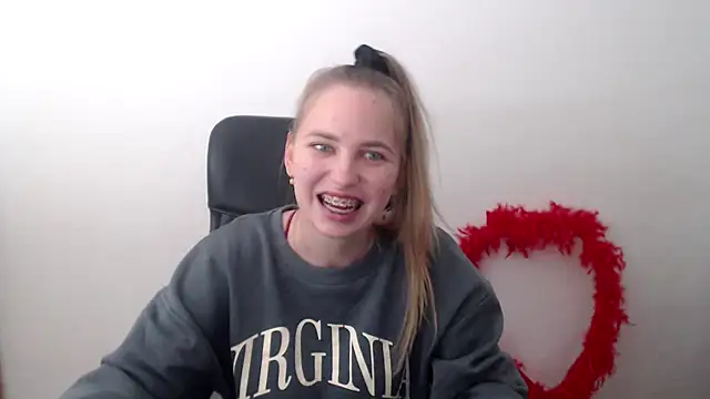 klerkarina online show from October 20, 2025, 5:30 am