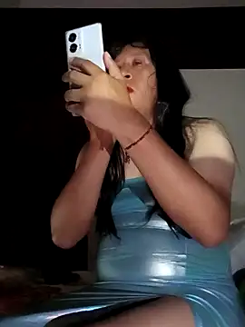 Snapshot of karlaalva chatting on October 27, 2025, 6:50 am karlaalva online show from October 27, 2025, 6:50 am