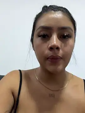 CameronCollins  online show from December 6, 2024, 9:57 pm