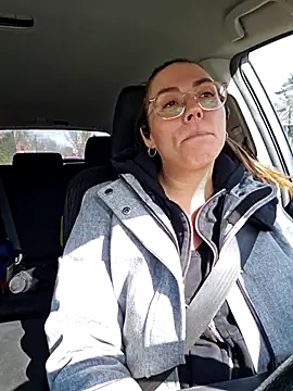 Ellie-L-Elizabeth online show from March 8, 2025, 6:26 pm