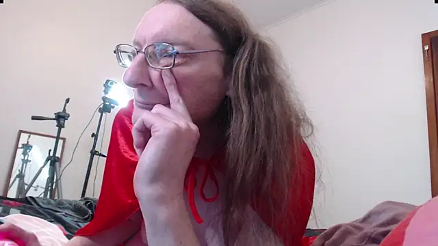 Snapshot of CDAdalyn chatting on June 25, 2026, 5:12 am CDAdalyn online show from June 25, 2026, 5:12 am