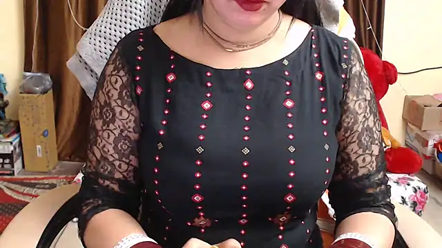 Snapshot of Naughty_Kashish chatting on March 5, 2025, 9:49 am Naughty Kashish online show from March 5, 2025, 9:49 am