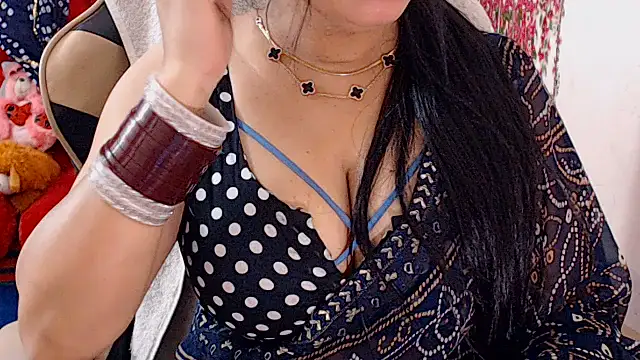 Snapshot of Naughty_Kashish chatting on July 10, 2026, 5:45 am Naughty Kashish online show from July 10, 2026, 5:45 am