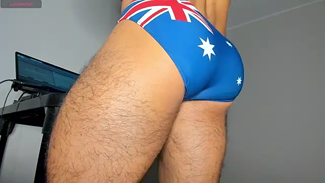 Snapshot of MikeMiller2 chatting on October 24, 2025, 1:13 am MikeMiller2 online show from October 24, 2025, 1:13 am