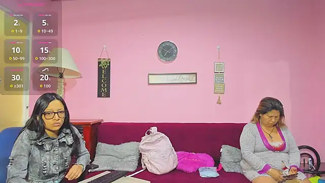 Snapshot of lesbiancuple chatting on September 29, 2025, 12:10 pm lesbiancuple online show from September 29, 2025, 12:10 pm