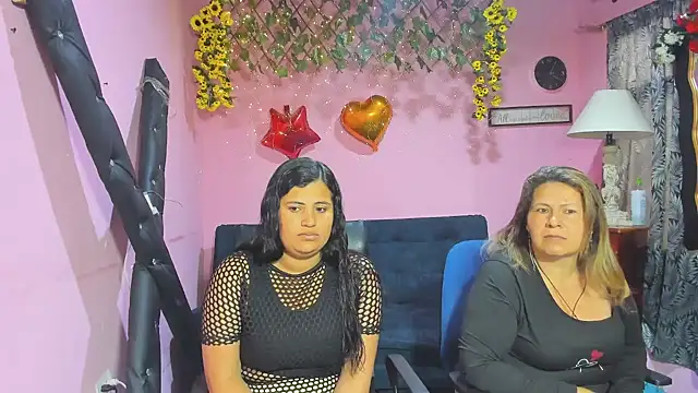 Snapshot of lesbiancuple chatting on February 24, 2026, 12:25 pm lesbiancuple online show from February 24, 2026, 12:25 pm