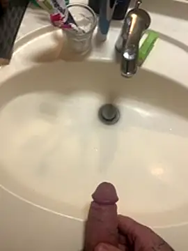 RenaudS-02 online show from December 4, 2025, 3:43 pm